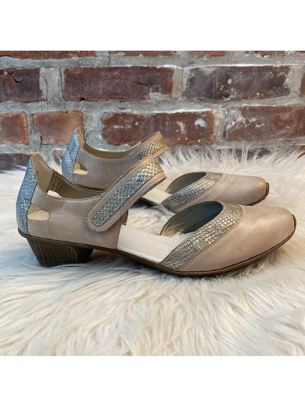 Rieker Antistress Mirjam Shoes, Size 9.5